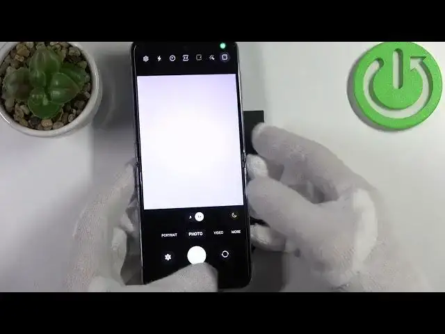 'Video thumbnail for How to Change the Volume Buttons Function for Camera on Samsung Galaxy Z Flip4'