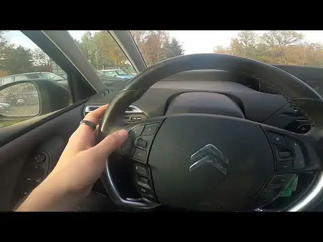 Video thumbnail for How to Enable or Disable Cruise Control in Citroen C4 Picasso II ( 2013 – 2018 )