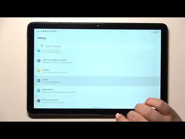 'Video thumbnail for How to Show Battery Percentage on TCL Tab 10S – Show Exact Battery Level'