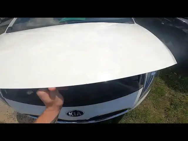 Video thumbnail for How to Lift the Hood Up in Kia Carens IV ( 2013 – 2018 ) - Open Bonnet by Lever