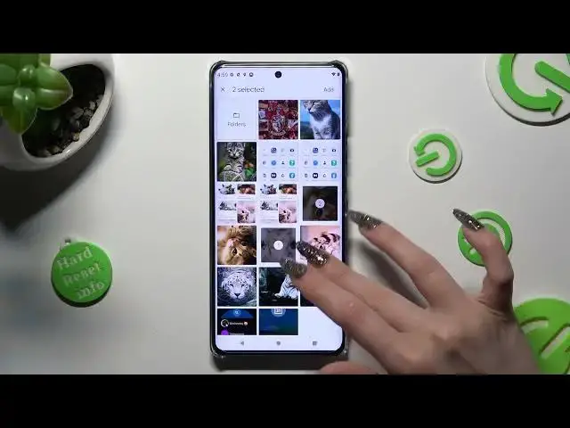 Video thumbnail for How to Add Pictures & Photos to Text Messages on Motorola Edge X40?