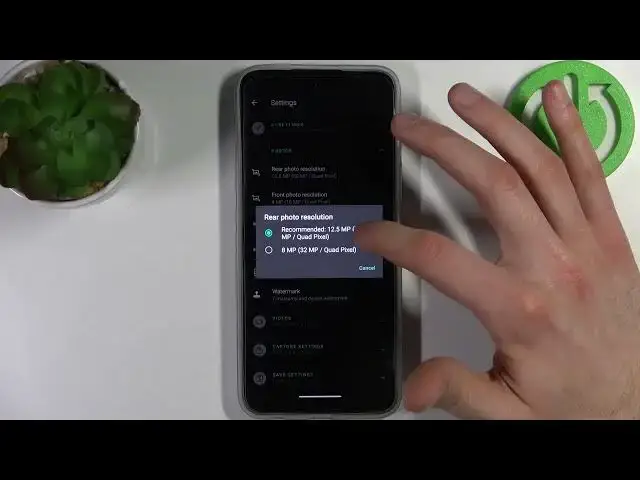 'Video thumbnail for How to Change Photo Resolution on Motorola Moto G71 – Switch Photo Quality'