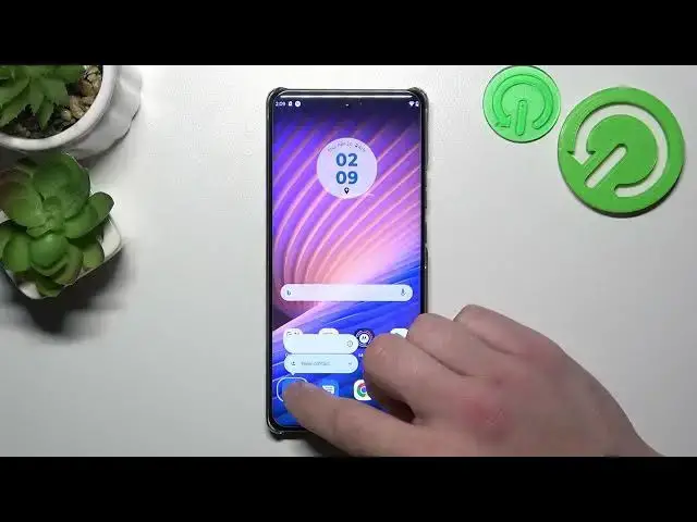 'Video thumbnail for How to Remove & Restore Phone Icon From Home Screen on Motorola Moto X40?'