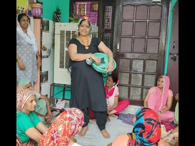 Video thumbnail for म्हारी गली मैं आईए लुहारी लोक गीत MAHRI GALI MAI AAI LUHARI BY HAPPY SHARMA जाट और लुहारी  जकड़ी गीत