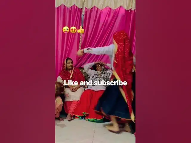 Video thumbnail for Desi style jabardast dance #happy_lokgeet #shorts #trending #नई बहू का हरयाणवी डांस