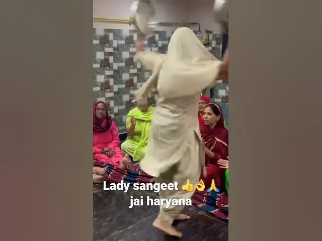 Video thumbnail for 80 साल की बुआ ने किया थाली डांस पे धमाल