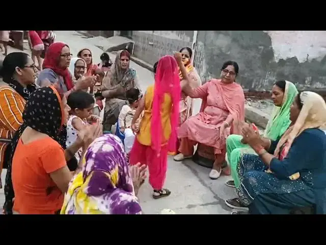 Video thumbnail for हरयाणवी लोक गीत डांस | #Short #Shorts | Happy Lokgeet