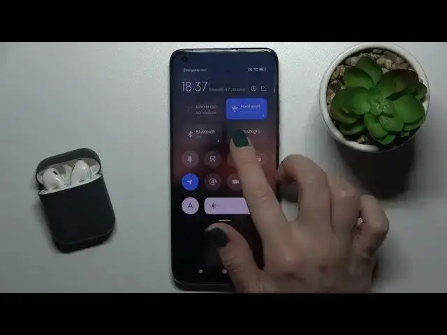Video thumbnail for How to Turn On Flashlight in XIAOMI Mi 10 Pro – Flashlight Option