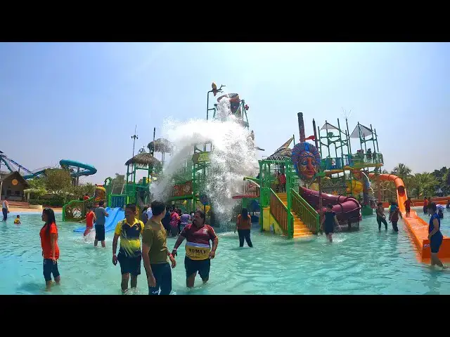 Video thumbnail for Royal Castle Water Slides at Wet N Joy Water Park Lonavala | Family/Kids Rides - Aqua Water Park