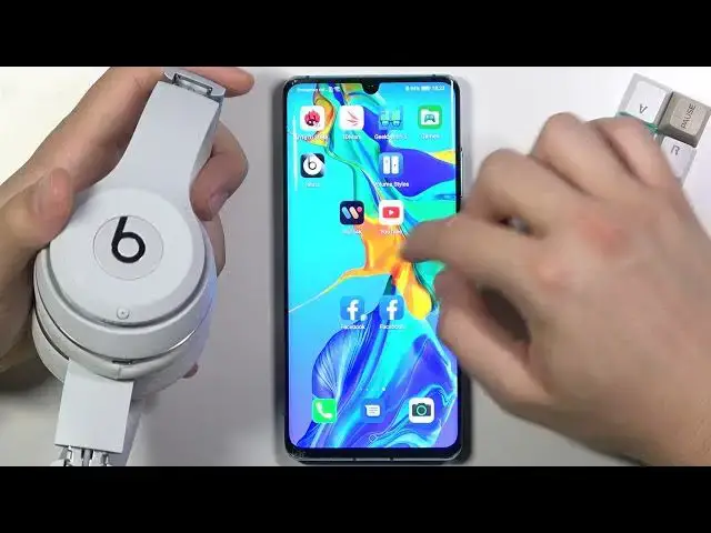 Video thumbnail for How to Check Beats Solo 3 Wireless Serial Number? with Beats App