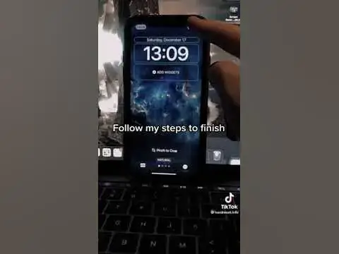Video thumbnail for Make Your iPhone’s Wallpaper A Rotating Gallery II Photo Shuffle feature