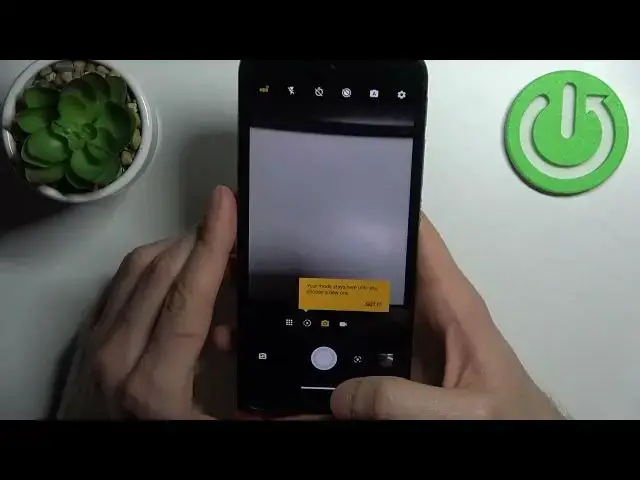 Video thumbnail for Motorola Defy - How To Take Camera Burst Shot