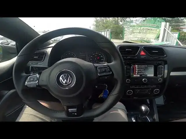 Video thumbnail for How to Safely Remove SD Card in Volkswagen Scirocco III ( 2008 - 2017 ) - Remove SD Card