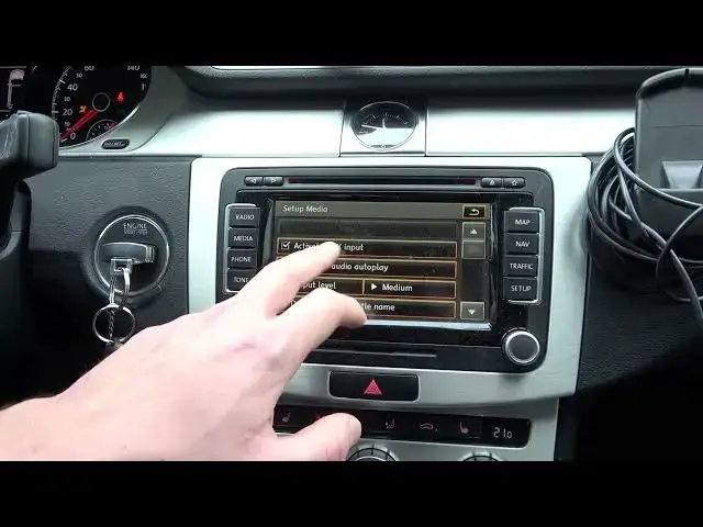 'Video thumbnail for How to Enable or Disable AUX Input in Volkswagen Passat B7 (2010 - 2015) - Manage AUX Input'