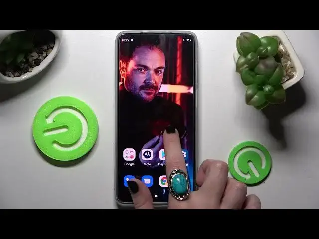 'Video thumbnail for MOTOROLA MOTO G82 - How To Change Icon Size'