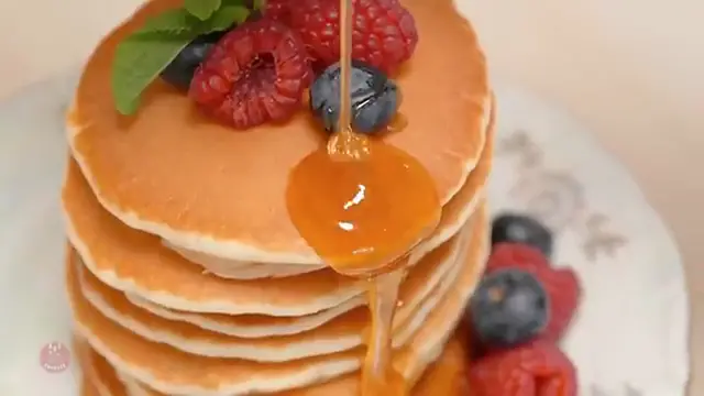'Video thumbnail for Classic_American_Pancakes'
