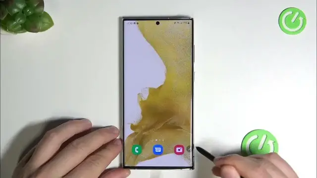 Video thumbnail for Jak zrobić zrzut ekranu i nagrać ekran w Samsung S22 / S22+ / S22 Ultra - Screenshot na Galaxy S22