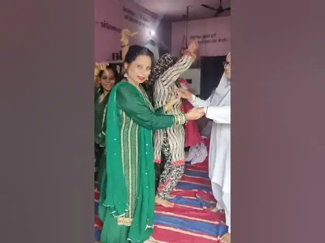 Video thumbnail for सभी भगतो ने किया मस्त डांस,कान्हा की छट्टी #dance #viralmusic #कीर्तन