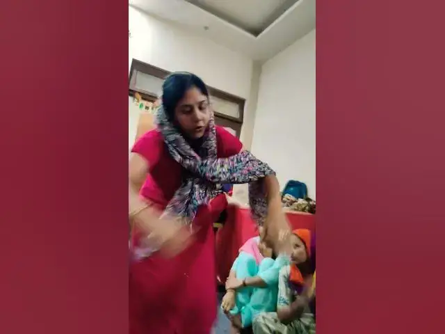 Video thumbnail for नाच देखा होगा पर ईसा ना bhut प्यारा#happy_lokgeet #trending #viral #डांस #haryanvibhajan