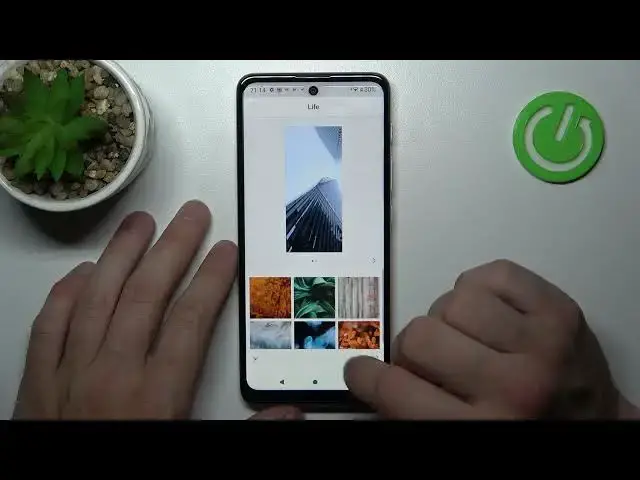 'Video thumbnail for How to Manage Screen Settings in Motorola Moto E40 - Locate Display Settings'