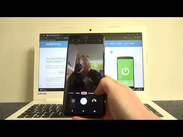 'Video thumbnail for How to Take Selfie on MOTOROLA Moto G13'