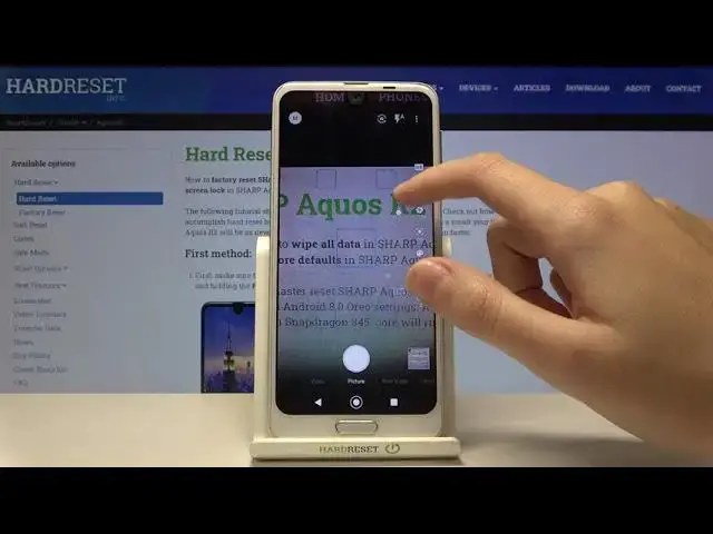 Video thumbnail for SHARP Aquos R2 Camera Pro Mode | How to Use Camera Advanced Features