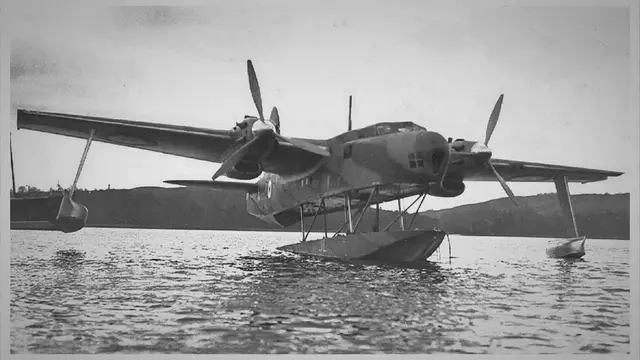 Video thumbnail for Blackburn B20: the Flying Boat with a Retractable Belly