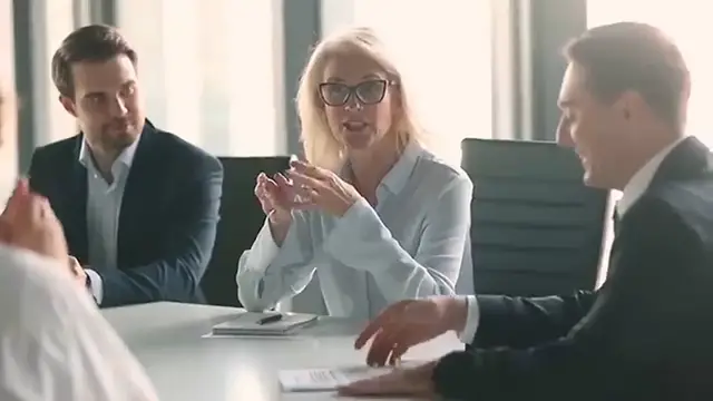 Video thumbnail for 10 Employee Traits That Bosses Hate