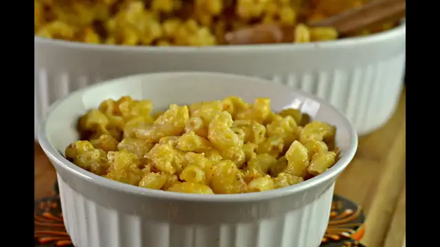 Video thumbnail for Macaroni and Cheese Recipe | Colaboration With La Cacerola de Silvana