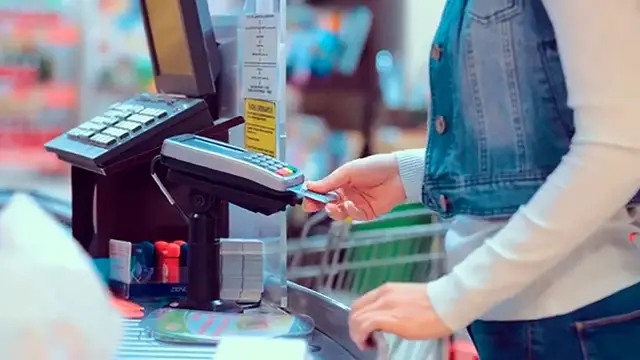Video thumbnail for 10 Things POOR People Waste Their MONEY On  Frugal Living