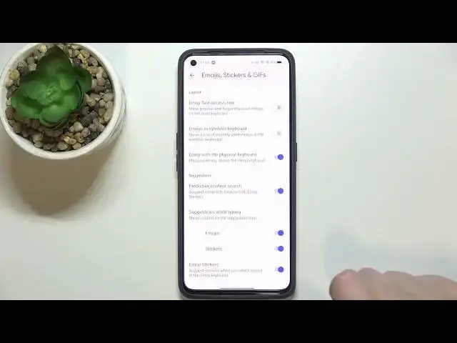 Video thumbnail for REALME GT Neo 2 - How To Activate Emoji Suggestions