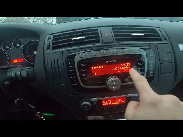 'Video thumbnail for How to Change Radio Stations Sorting Mode in Ford C-MAX I ( 2003 - 2010 )'
