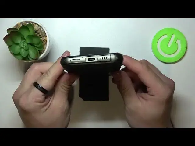 Video thumbnail for Connect Headphones to BLACKVIEW BL6000 Pro – Plug Wired Headphones