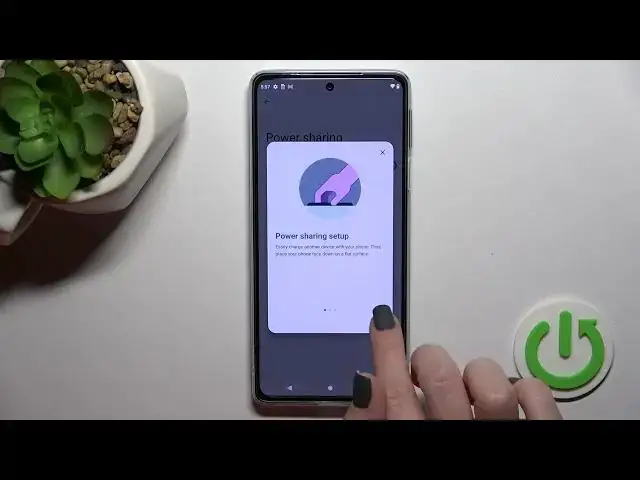 'Video thumbnail for How to Turn On Wireless Power Sharing on MOTOROLA Edge 30 Pro - Disable Power Sharing'