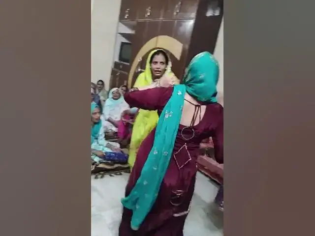 Video thumbnail for चार बजे उठन लागी झाल,शंकर भोले का बहुत सुंदर भजन और डांस #happy_lokgeet #viral #डांस #suparhitsong