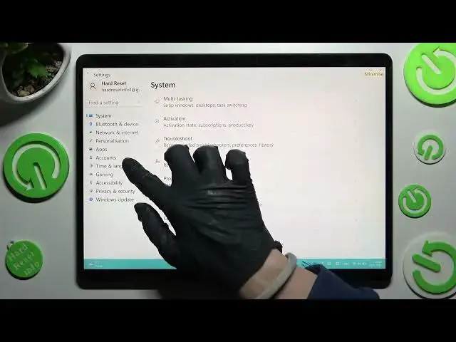 Video thumbnail for MICROSOFT SURFACE PRO X - How To Enable & Disable Auto Text Correction