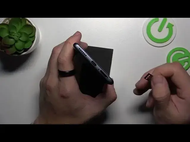 'Video thumbnail for Does HUAWEI Nova 10 Have SD Card Slot?'