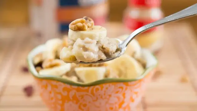 Video thumbnail for Oatmeal Recipe | How To Make Traditional Oatmeal | SyS