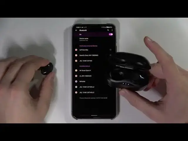 Video thumbnail for How to Power On or Off JBL Tune 125 TWS?