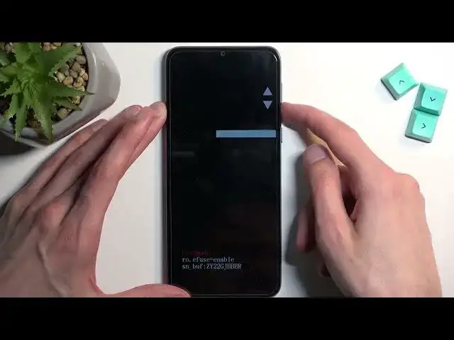 'Video thumbnail for How to Enter Fastboot Mode on MOTOROLA Moto E13'