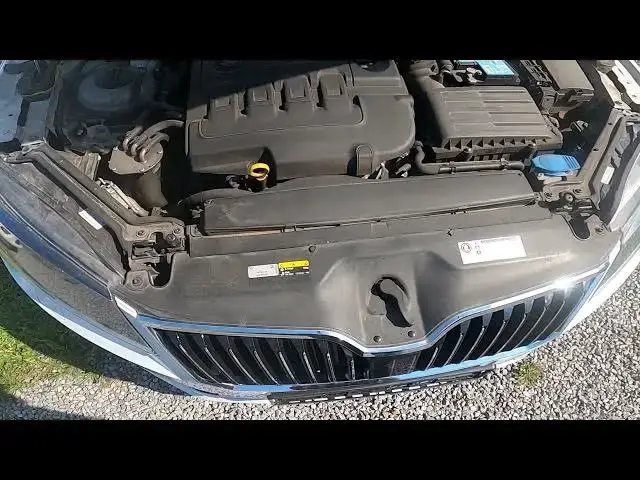 Video thumbnail for How to Lift the Hood Up in Skoda Superb III ( 2015 – Now ) - Open Bonnet by Lever