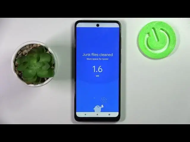 'Video thumbnail for How to Clean the Storage on MOTOROLA Moto G22 // Clearing Temporary App Files'