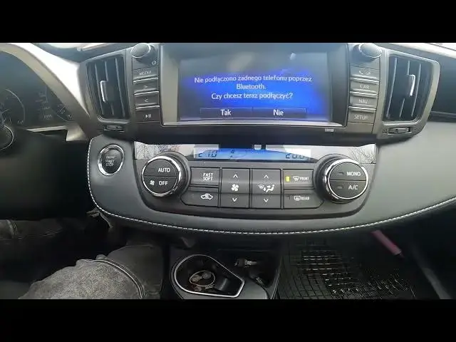 Video thumbnail for How to Enable or Disable AC in Toyota RAV 4 IV (2013 - 2018) - Turn AC On or Off