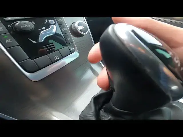 'Video thumbnail for How to Manage Automatic Gearbox in VOLVO V70 III ( 2007 – 2016 ) | Put on Neutral Gear'