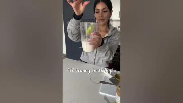 Video thumbnail for Kale Smoothie 🔥