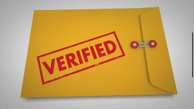 Video thumbnail for Were People in Austin Filmed Going Into a Dumpster for Food?