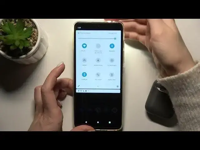'Video thumbnail for How to Switch On Flashlight on MOTOROLA Moto G50? – Where is Flashlight'
