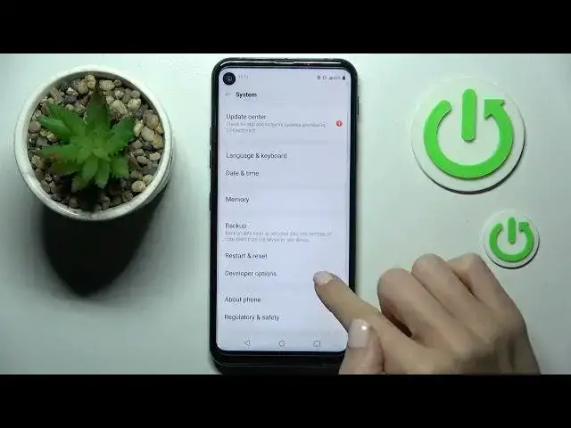 'Video thumbnail for How to Enable Auto System Updates on LG Q70 - Automatic System Updates'
