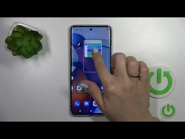 Video thumbnail for MOTOROLA Edge 30 Fusion - How To Add & Remove Home Screen Widgets.MP4