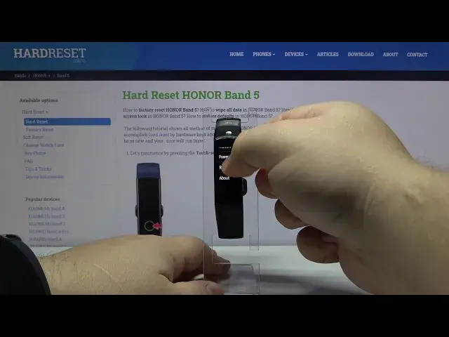 'Video thumbnail for How to Locate Serial Number in HONOR Band 5 - SN Info'